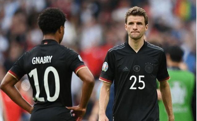 出极高的默 出极高的默